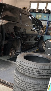 車の修理