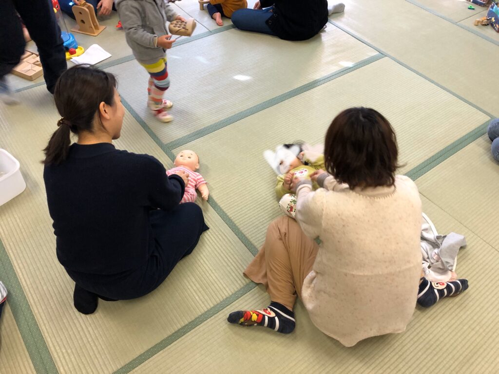 ベビーマッサージ